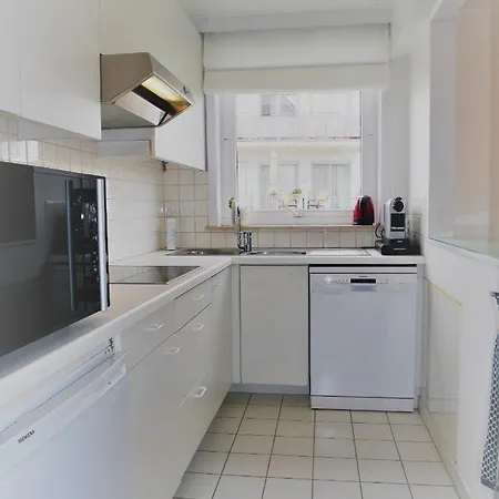 Charlotte A2 De Haan